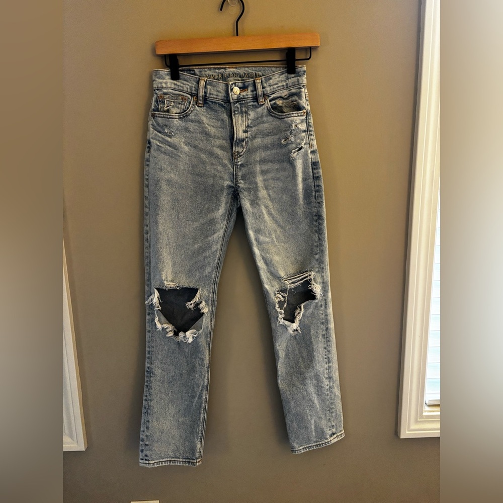 American Eagle Distressed Light Blue Jeans